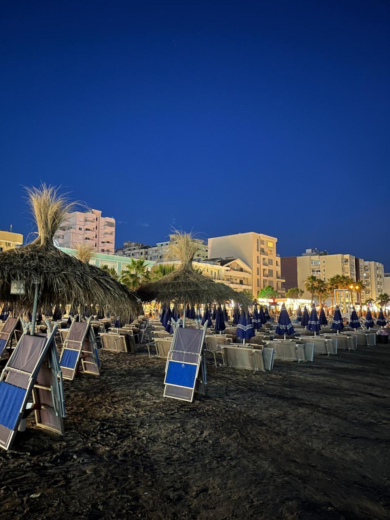 Estera * Durrës
