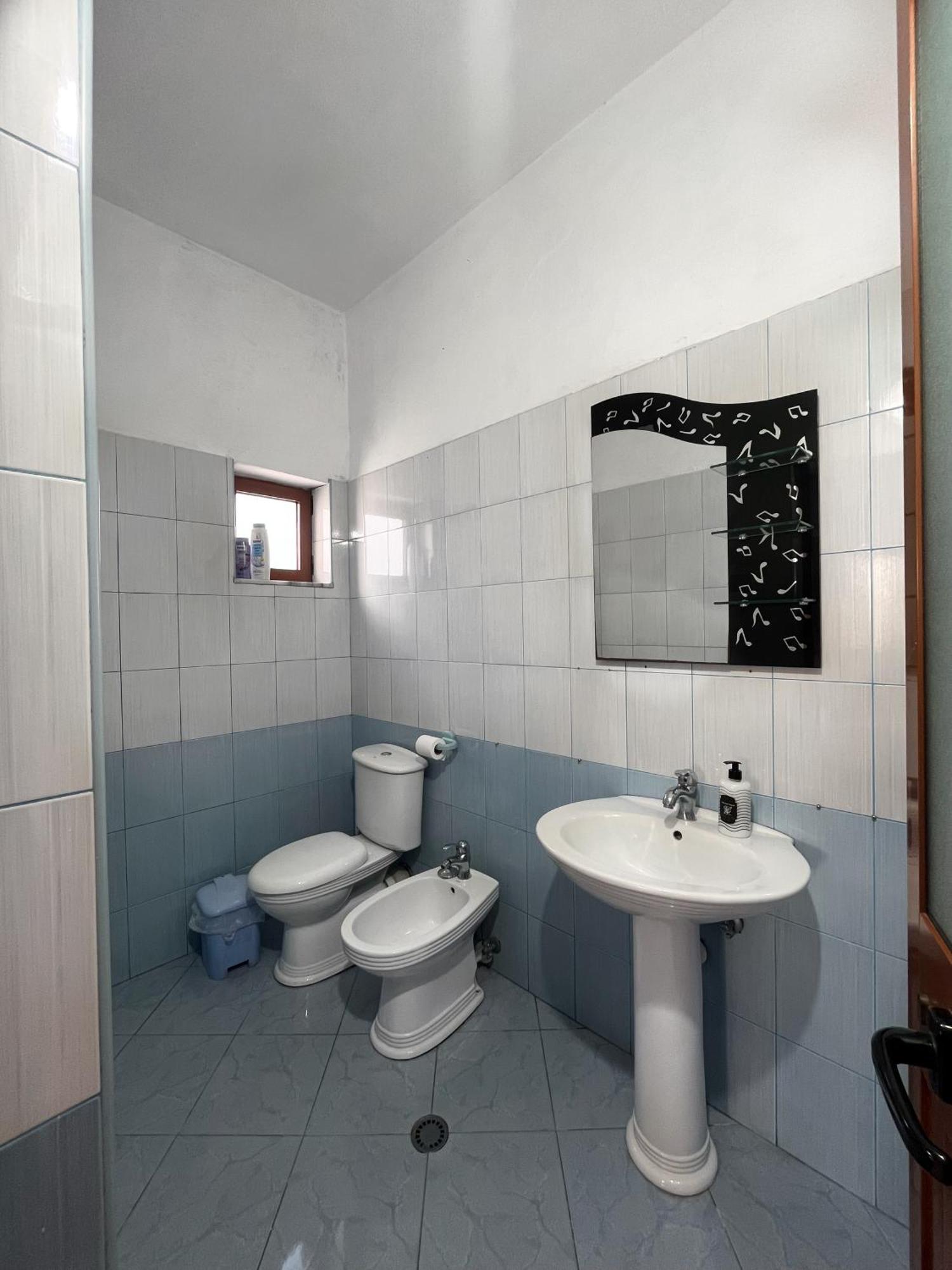 Gjestgiverier Estera Durrës